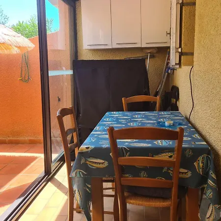 Mezzanine Avec Terrasse Pres De La - 4 Couchages, Parking Prive - Fr-1-249-394 *